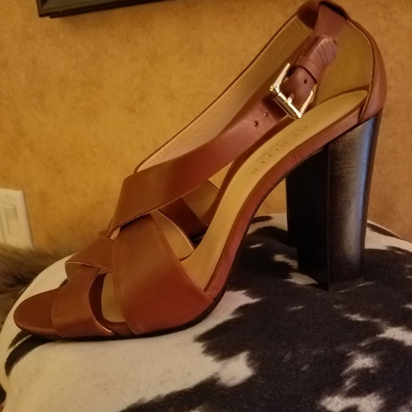 Shoes - Picture 8 of 8